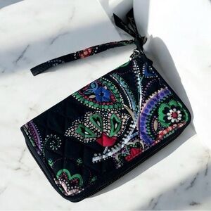 Vera Bradley Travel Organizer Wallet Black Clutch Wristlet Quilted Kiev Paisley
